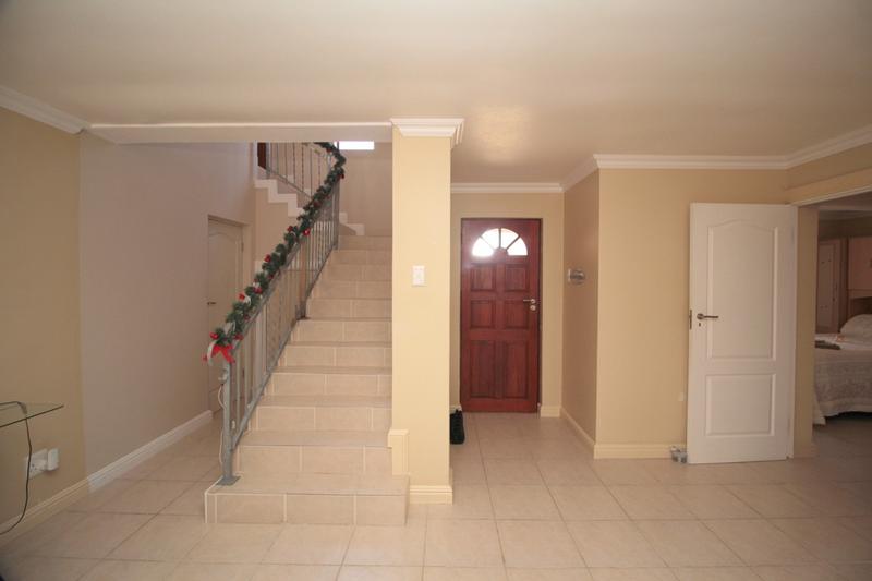 5 Bedroom Property for Sale in Fraaiuitsig Western Cape